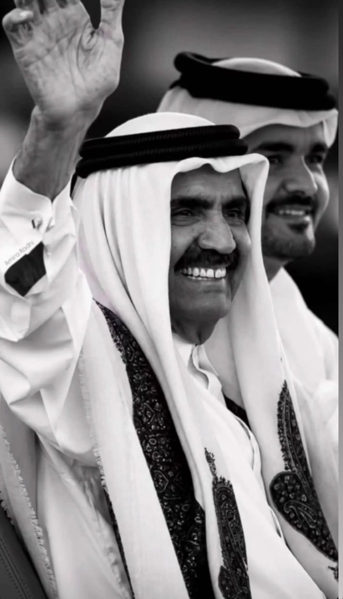 ok200ss's tweet photo. #قطر 
#حمد_بن_خليفة 
عظم الله أجركم يا أهل قطر 🇶🇦 
وعظم الله اجر الخليج قيادتا وشعبا🇰🇼💙🇶🇦
بوفاة سمو الامير الوالد
الشيخ حمد بن خليفه ال ثاني
غفر الله له واسكنه فسيح جناته
اللهم ارحمه وأسكنه فسيح جناتك ..
اللهم هب له جنه الفردوس🤲🏻💔
وإنا لله وإنا إليه راجعون https://t.co/5nl51PrEgI