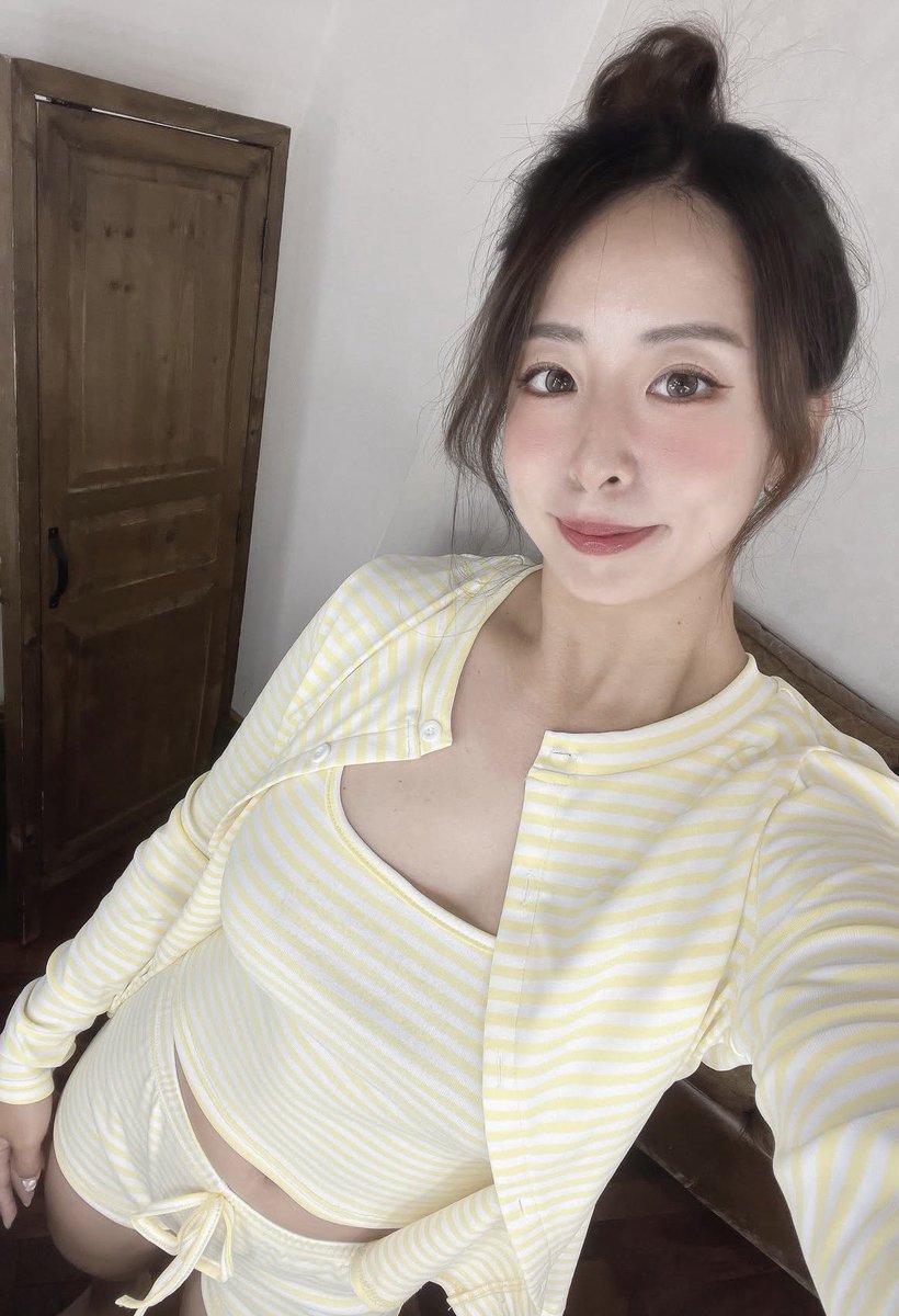 jyuku3150's tweet photo. プロテニス選手
園田彩乃さん30代
そりゃ話題になる美貌とスタイルだわ。やっぱり30代はいいね https://t.co/WhFuFJa729