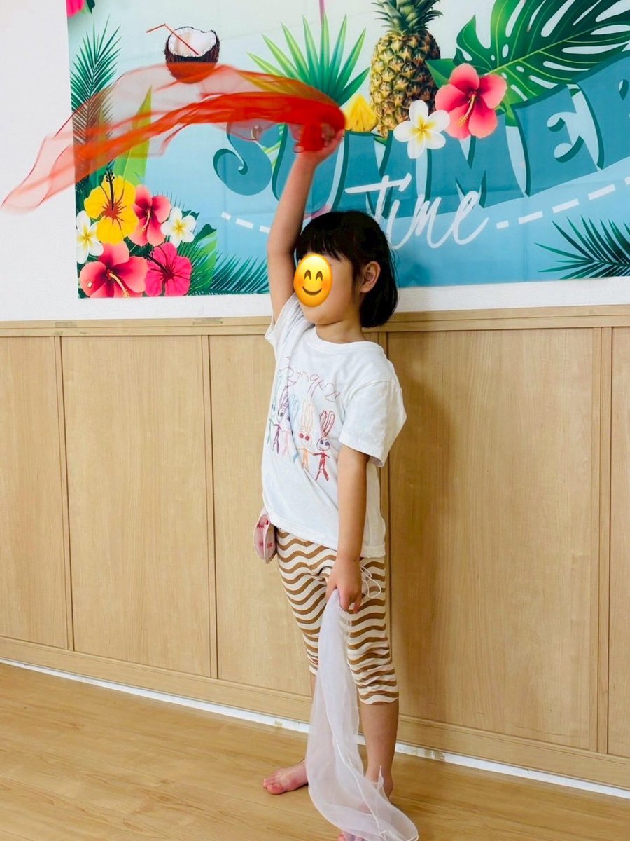 firstdream_jr's tweet photo. 👶🏻浅草橋ジュニア👶🏻
2026.7.13(月)
浅草橋教室では、一人ひとりの個性を大切に、楽しく安心できる環境作りをしています🙂
笑顔で「できた！」を実感し、自信を持って成長していけるよう支援しております✨

▽ファーストシーンドリームの詳細はこちら！
https://t.co/dIBwrTi0DX

#児発 #室内 #活動 https://t.co/gc1vGfAIMZ