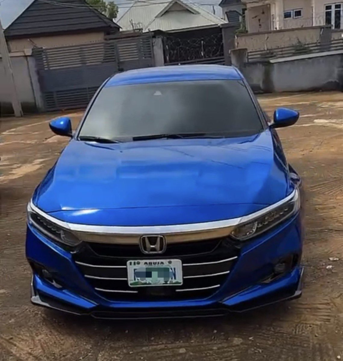 daniel__30BG's tweet photo. Wow! Twitter influencer, Abazz just bought a 2019 honda accord car worth 255m naira!😳

Choose your goat wisely https://t.co/H5yhmqAxil
