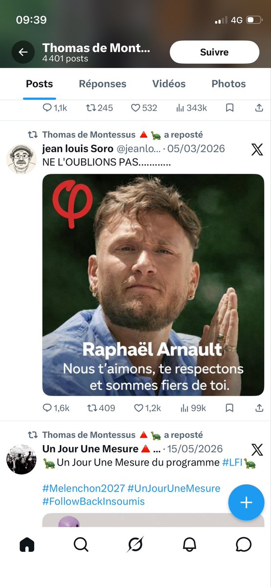World_classs's tweet photo. @montessus_de @PacificOfRay C'est un soutien à cette 💩 qui dit ca https://t.co/1RgUc695F7