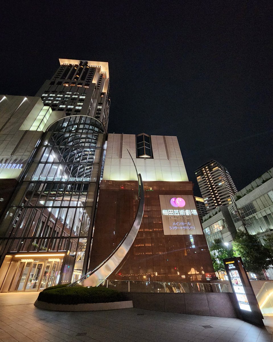 torusato309's tweet photo. 『惰性クラブ』https://t.co/kcw5WPQK79
みなさまとの創作の日々は刺激に満ちた 得難い経験。そしてお客様の拍手に ああ 作品が届いたんだなあって 感動しました。思い出として終わらせるもんか！ 今日もだれかが行動している。これからへ繋げていけるようぼくも精進します。ありがとうございました。 https://t.co/14SVHURhSS