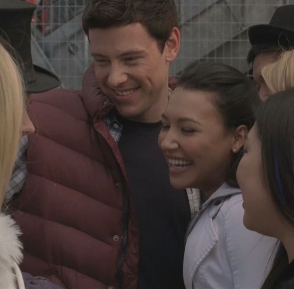 Hourly Santana tweet media