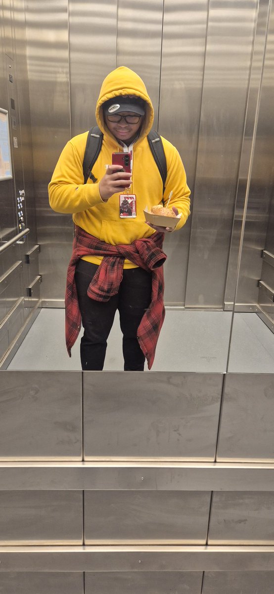 x_Bruno tweet media