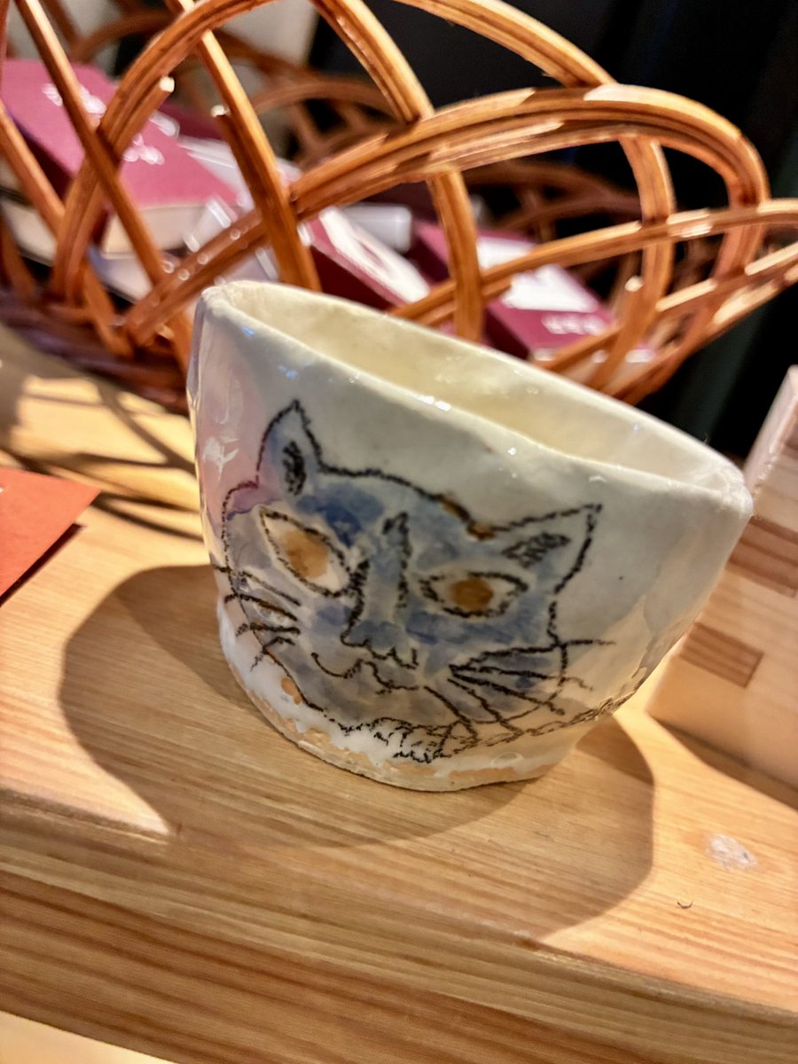 yorimichicinema's tweet photo. 京都の出町座＠demachiza さんに、花堂達之助＠THanadou さんコレクションこんなにあった。かわいい。 https://t.co/LflYzGkyr8