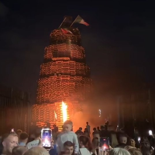 CatholicArena's tweet photo. IRELAND 

Loyalists set fire to Irish flags across Ulster last night for their 12th of July celebrations 

It comes as mainstream voices once again insist that Catholics accepting the 12th of July is the one non negotiable certainty in a potential United Ireland https://t.co/qh9S4JyTVg