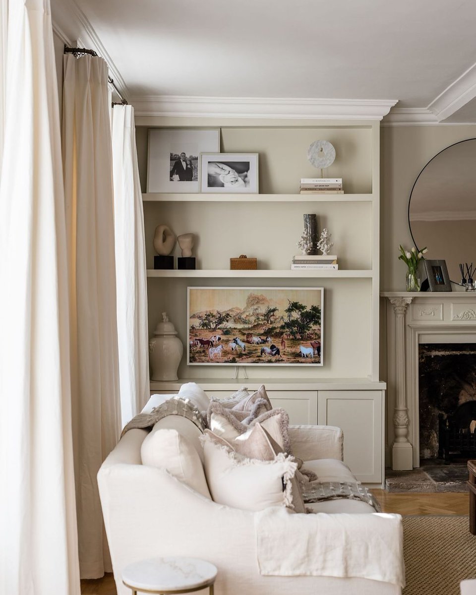 BlindsDirectGB's tweet photo. The secret to a calm, cosy living room? It starts with the curtains.🤍 

Soft neutral curtains are the perfect finishing touch, letting natural light flood in while creating a warm, relaxed space you'll love spending time in. ✨

📸 Image credit: @our_riverside_dream https://t.co/7BT2bTDnYI