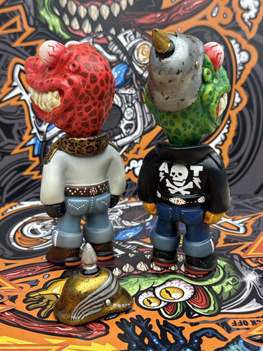 the_craftboy's tweet photo. MOTOLIZARD SILVER &amp; GOLD “THE LUCKYDOLL”
 
#thecraftboy #craftboy #handcraft #arttoy #motolizard https://t.co/oJ0lTjJkCj