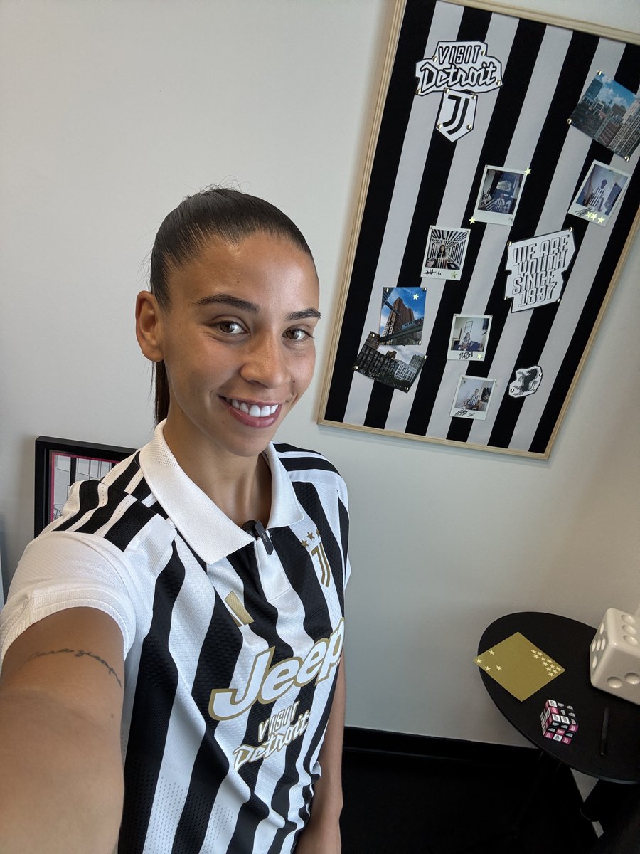 JuventusFC tweet media