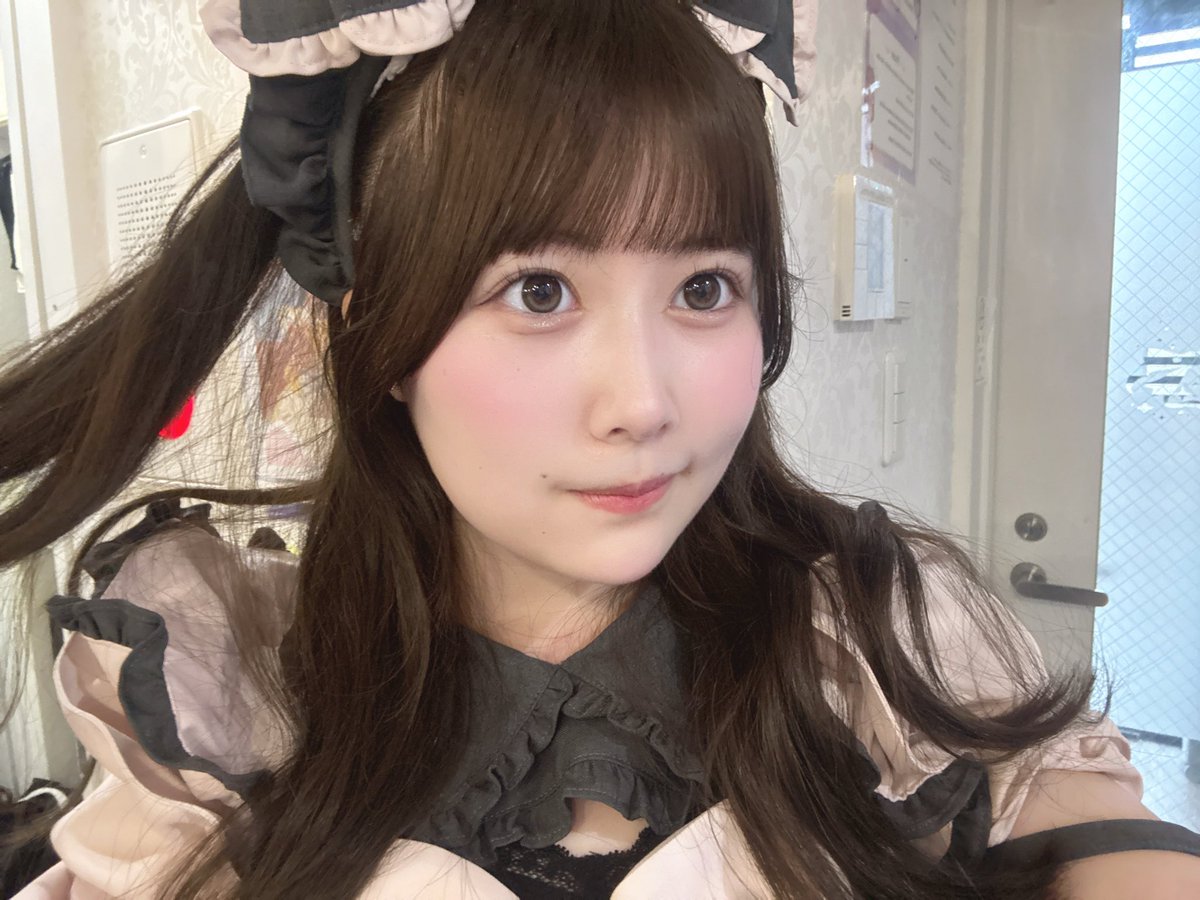 SC__choco__'s tweet photo. 本日おーぷん日です୨୧ ♡♡
はーふついんでいます꜀(. ̫. ꜆)꜄”

17〜22♥

 #すい〜ときゃっと  #メイドカフェ https://t.co/Cm7GdYRSLN