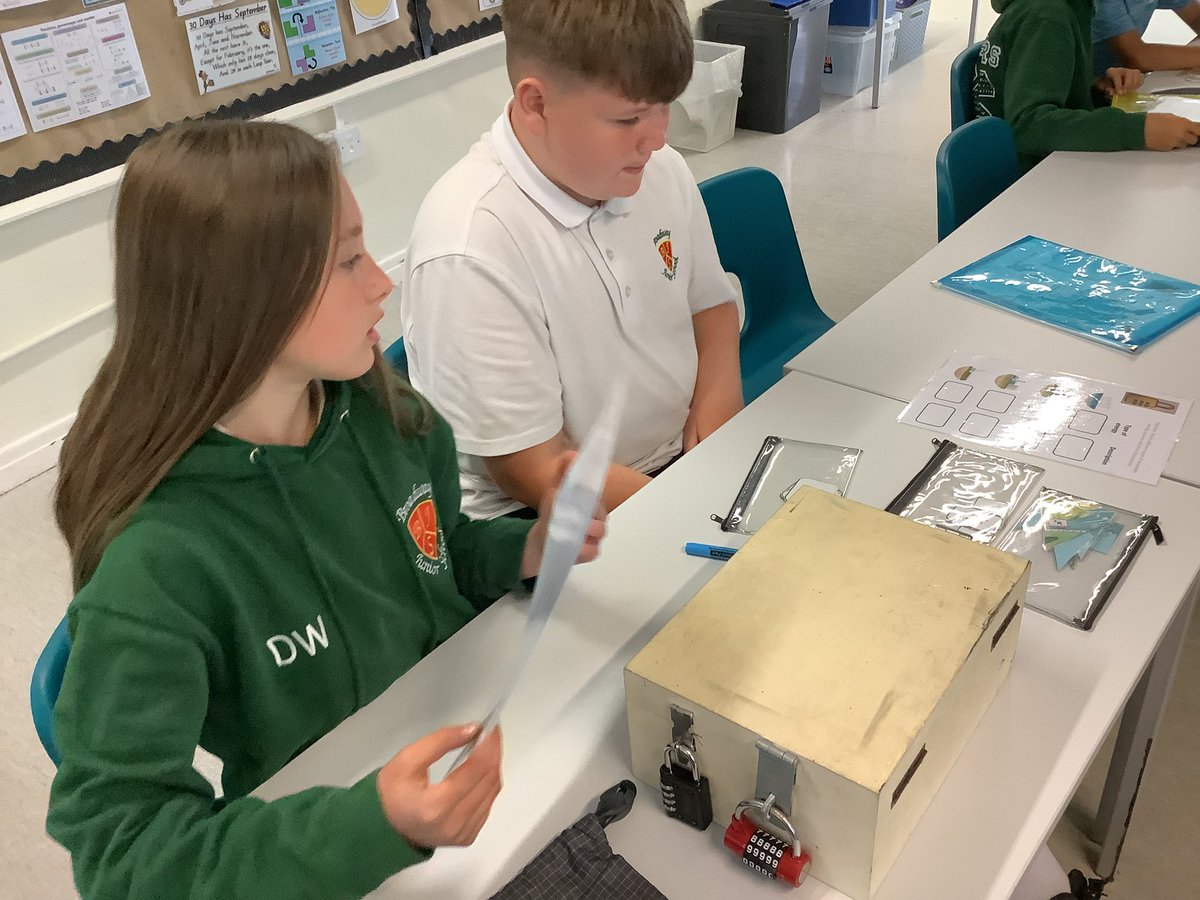 MrsR26792461's tweet photo. Year 6 enjoyed taking part in an escape room workshop with Alex from Northern Gas. They used their teamwork skills to decipher clues that would help them crack the codes in order to escape. A lovely treat! 🔏 📦 🔎 #WorkHard #Connect #BeReady #TakeNotice @broadwayjuniors https://t.co/E5luzlapPr