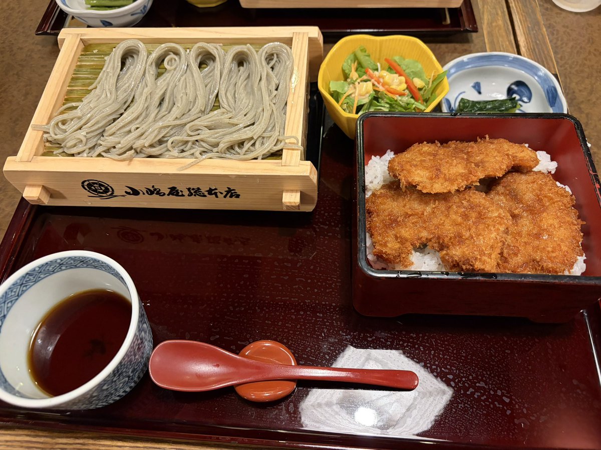 liuto_appare's tweet photo. 美味しい物たくさん食べてきた🙏 https://t.co/ACvsNAVHMu