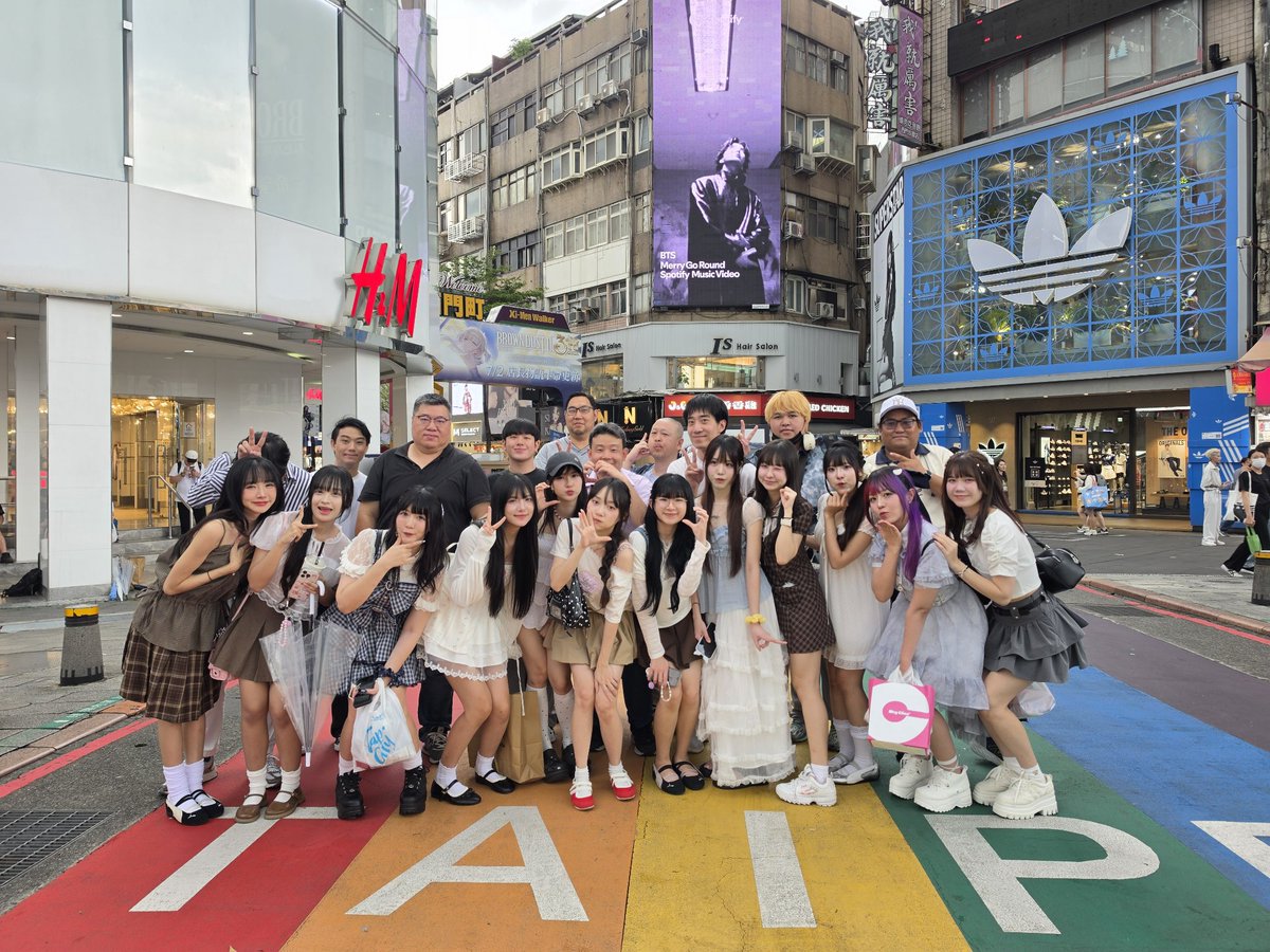 CMJ__Official's tweet photo. Thank you for OFF-KAI Taiwan. It was a great day. See you in Thailand. 

#CMJ #Castella #Chocolatiere https://t.co/nSq4ArgsqG