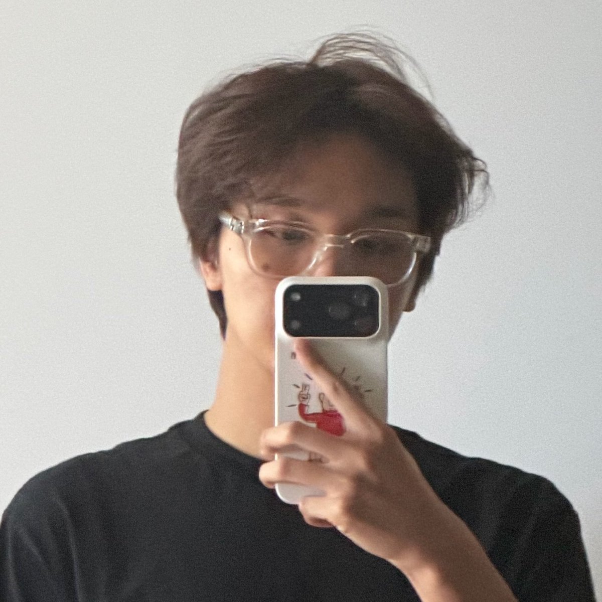 fiveand7's tweet photo. him using pat and mat phone case and we know who is his pat&amp;mat😌 https://t.co/VCV4EiLBPu