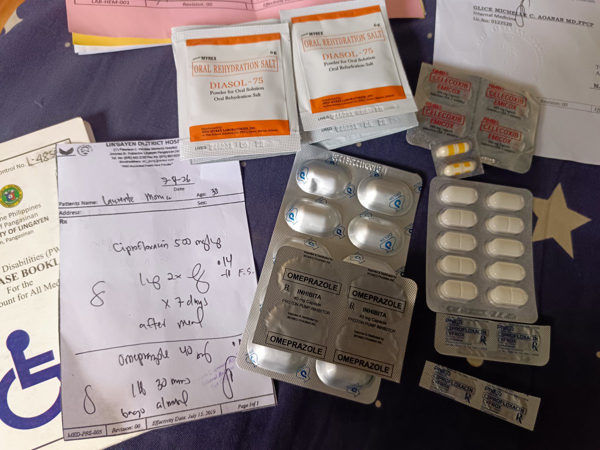 thelonelynixie's tweet photo. Hello guys. I currently have UTI since last week. Been feeling terrible, with pain in the umbilical area, the left side, the left back side, has dizziness, nausea, vomitting, chills, extreme fatigue, and low body temperature.

Been taking antibiotics and pain relievers. https://t.co/zdLwFW7tIf