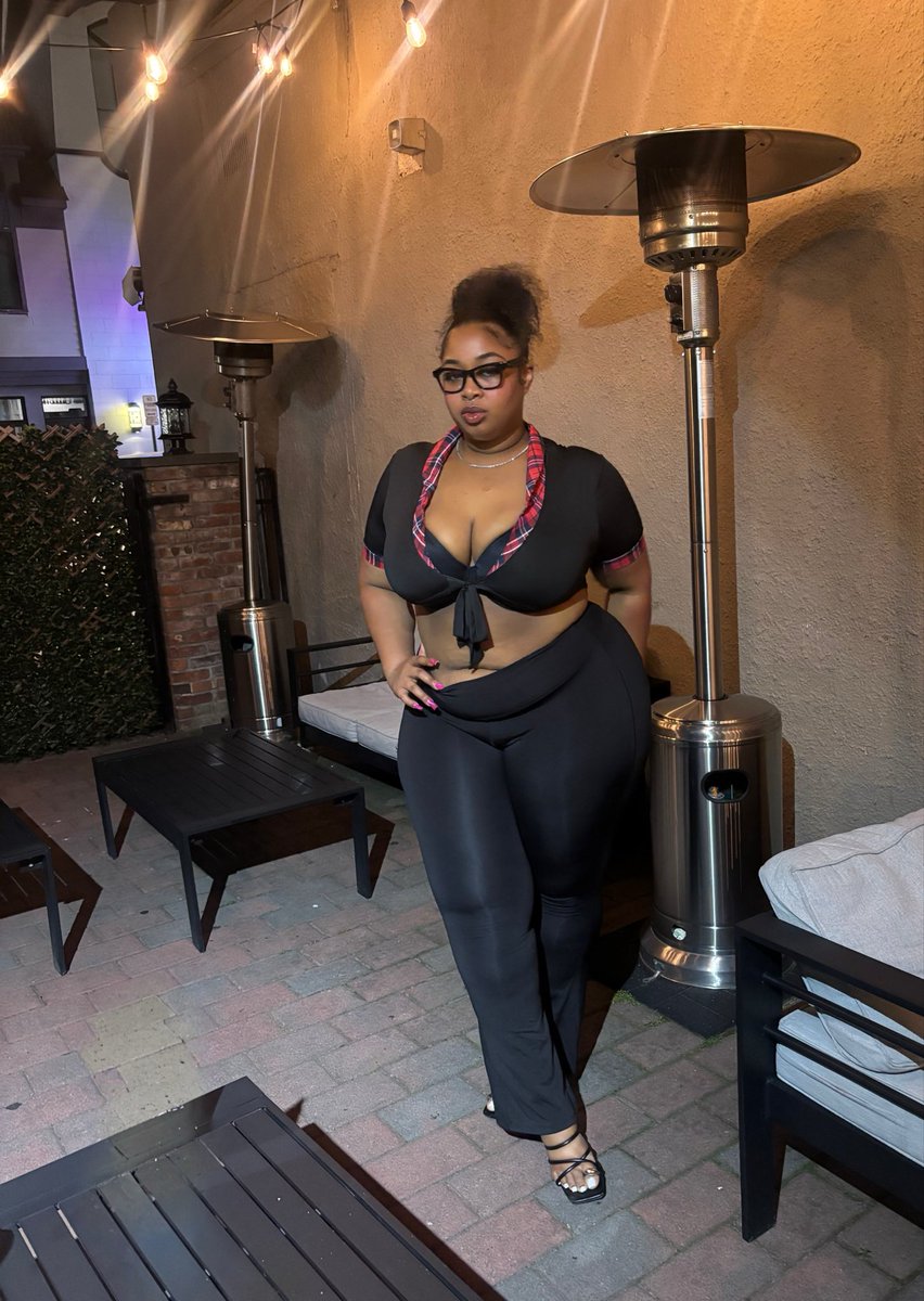 MissMadam44's tweet photo. natural 💋💋💋  #buckhead #bbw #atlbbw #ofcontent https://t.co/8XtoU0iiq6