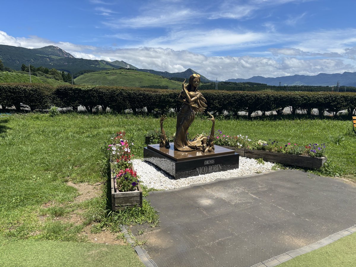 karinto5656's tweet photo. ルフィ以外も道中にあるの行ってきた
結構行くの大変なとこ多い笑 https://t.co/MNIdZAXfTe