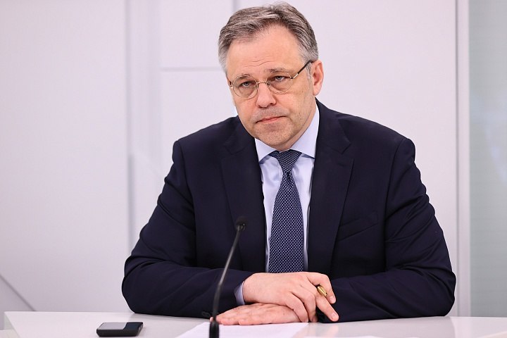 RusEmbassyJ's tweet photo. 🗓 10 июля состоялся международный телемост «Преступления киевского режима: террор в отношении гражданского населения Херсонской области», в ходе которого участники рассказали зверствах, творимых киевским режимом в регионе

🔗https://t.co/6if0SOJSX5 https://t.co/PaexKyx0RC