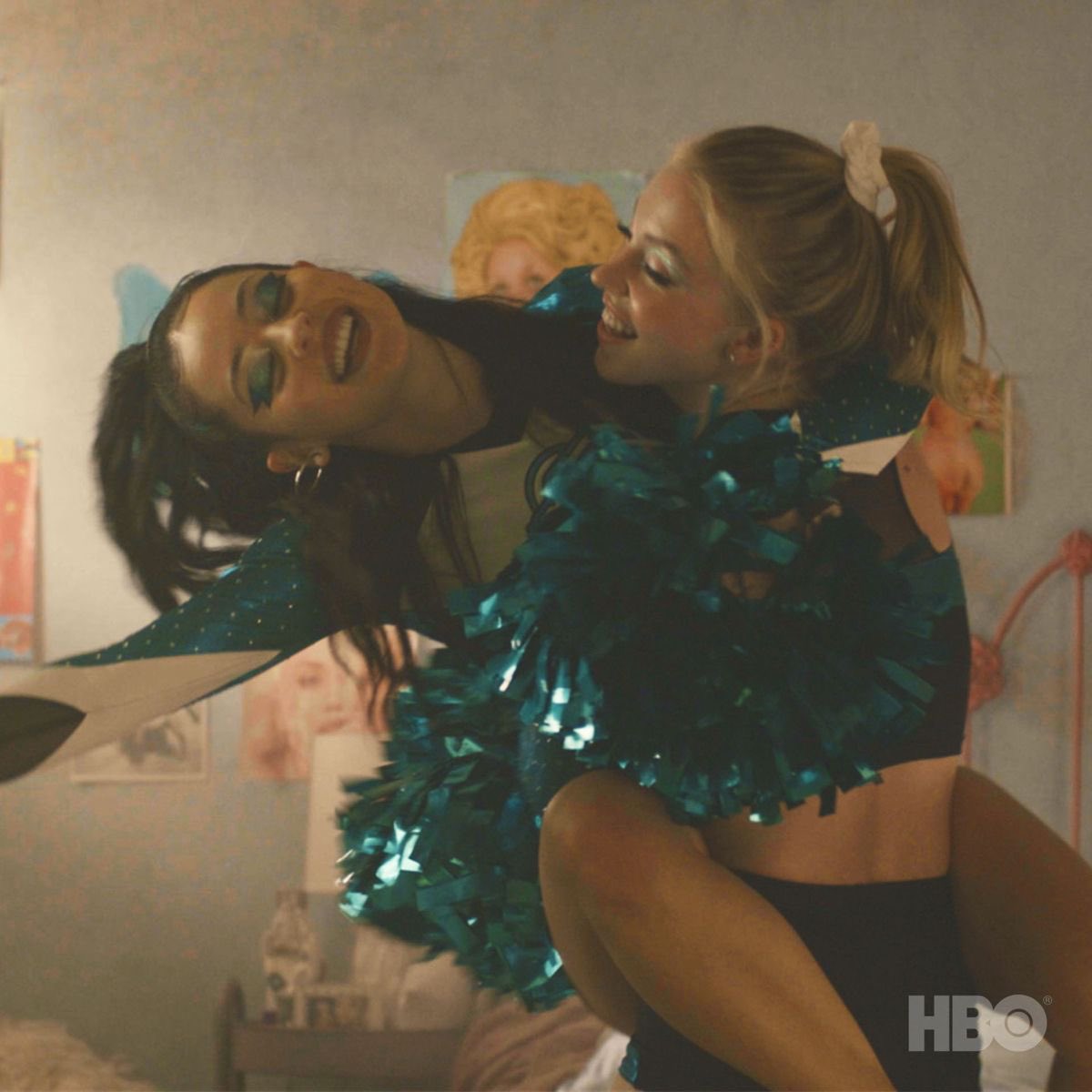 llillyette's tweet photo. A bit different from my normal posts but Cassie and Maddy lowkey should have fucked https://t.co/phnkY6lqbx