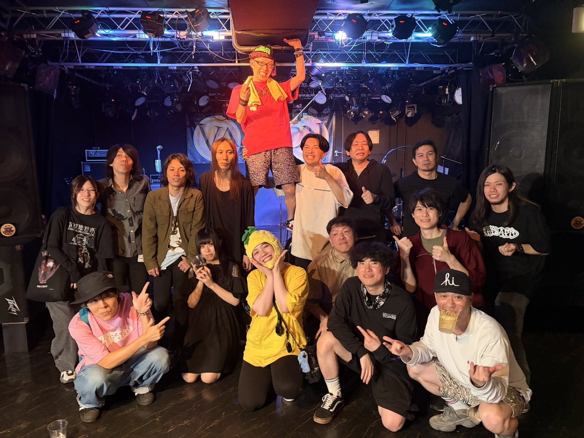 hirokiharuma's tweet photo. ☇
昨日は桐生VAROCKでした。SOLDOGのホットドッグとカレーとチャーハン美味かったー。ダチと過ごす美味い酒の良い夜だったな。

fluke session
RedStoneBridge
TheMuddyBanks
FURITEN DOG
G-OZ
SHIBA
Sunz
THE RAPID
桐生VAROCKスタッフの皆さん
A Live Recordsの皆さん
ありがとうございました。 https://t.co/gG2foz5EtF