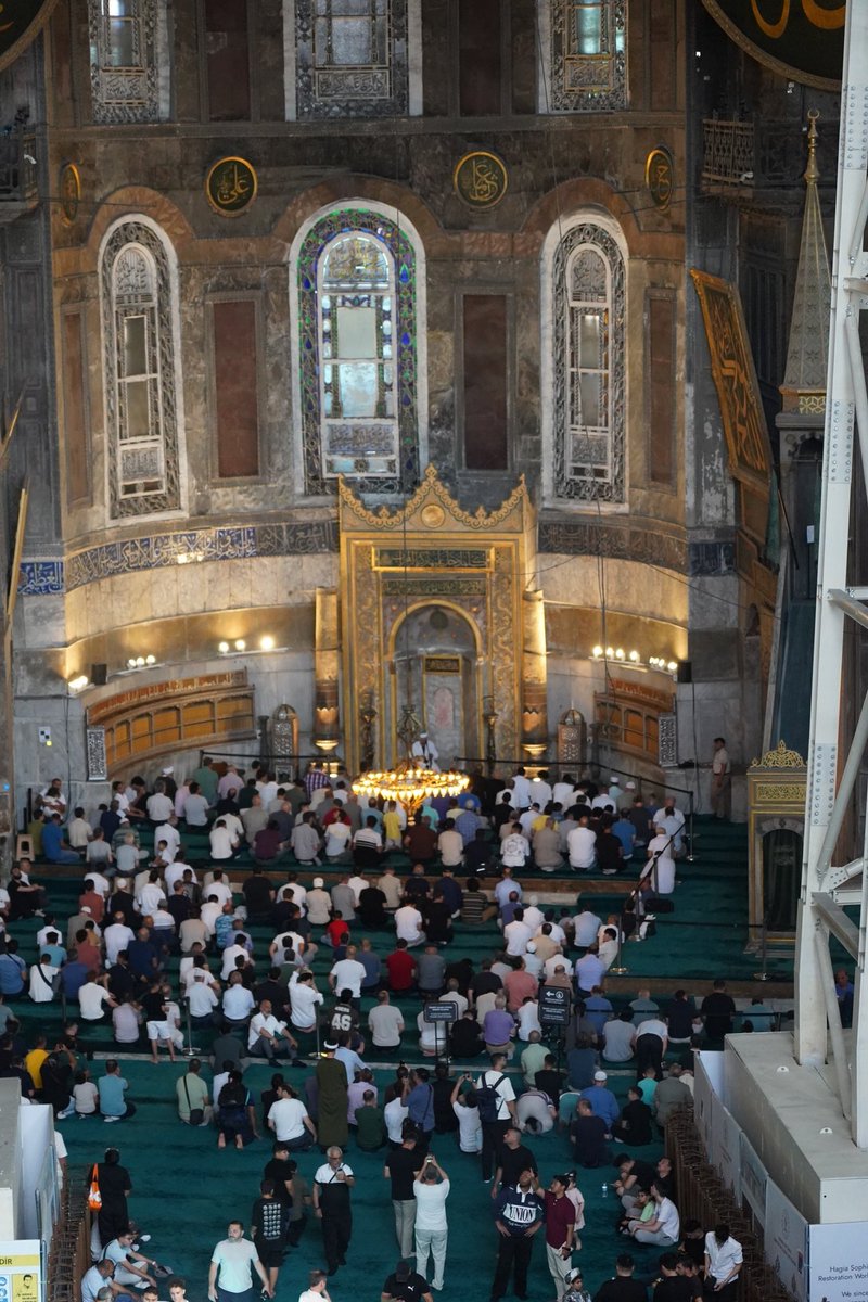 nwnatur's tweet photo. I was quite horrified by my first visit to Istanbul

It is much more Islamic than I had expected with hijabs everywhere

The Hagia Sophia has been absolutely ruined - mosaics covered and sweaty carpet over the marble floor

Turkey really feels like an enemy civilisation of Europe https://t.co/KnIIYyM5CM