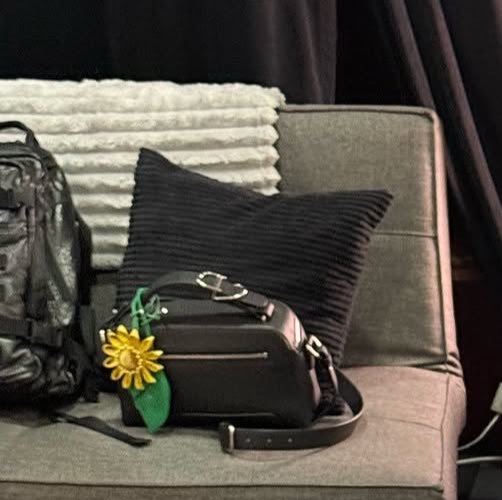 minikokii's tweet photo. the style contrast and how even their bags represent them perfectly... jikook are so fucking boyfriend coded. https://t.co/AemyYzuVm5