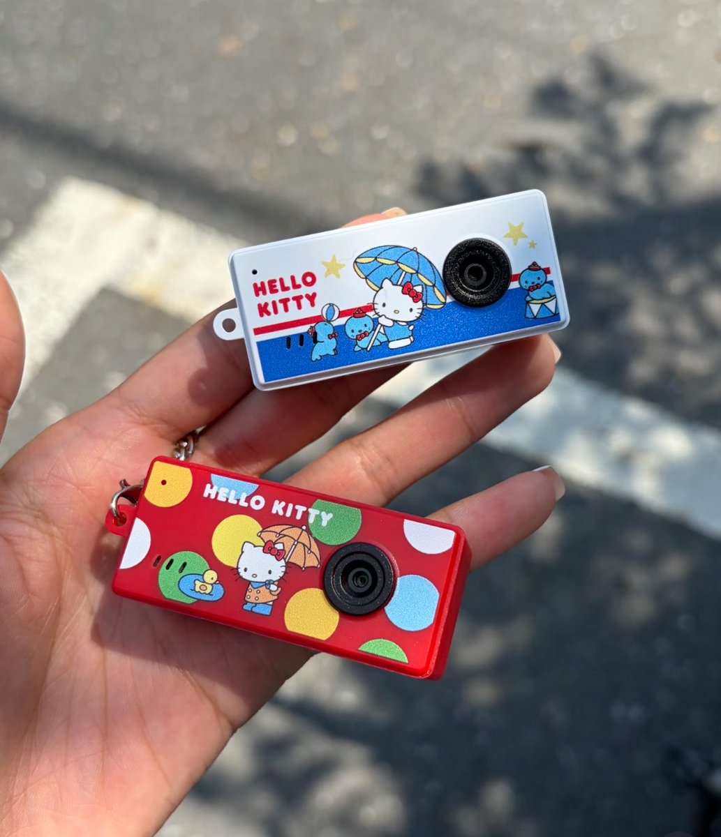 _honeytoastshop's tweet photo. (เปิดพรี) กล้องดิจิจิ๋ว hello kitty 🍎🚎 ถ่ายได้จริง น้องเป็นกล่องสุ่มน้า

♡︎  ราคา 590 บาท 

แจ้งจำนวนสั่งทาง dm มัดจำ 50% ค่า https://t.co/KSBRxoSco8