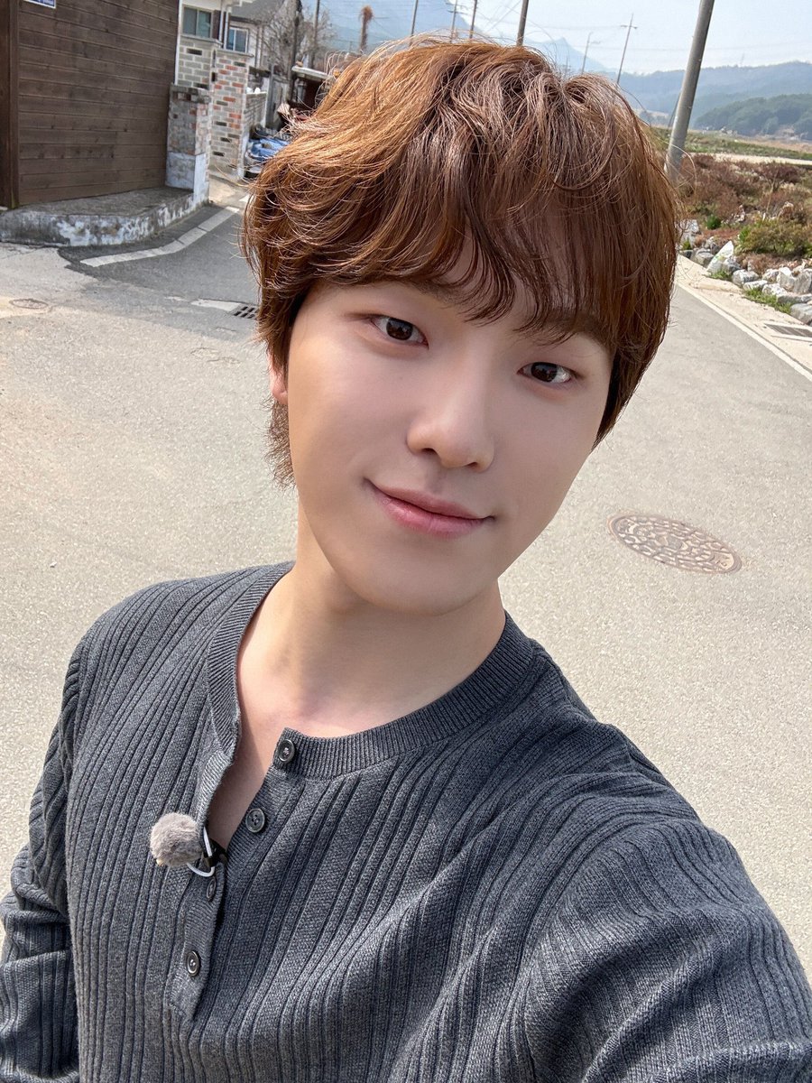 SVT_Banzai's tweet photo. 📢ハッシュタグ#️⃣
ディノくんが歌うENA新ドラマ「그대에게 드림(邦題:君へと続く僕のドリーム)のOST『Beyond the Dream』が1時間後にリリースされます！
ディノの歌声でより輝く楽曲の発売が待ち遠しいです✨
応援お願いします🦦

DINO BEYOND THE DREAM OST
#디노_비욘드더드림OST
#DINO_BeyondTheDream
@pledis_17 @pledis_17jp