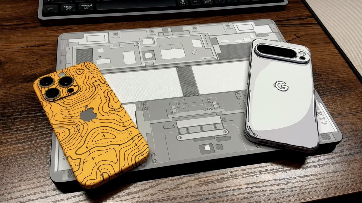 bloopee21's tweet photo. Added a little color to the minimal setup
@dbrand https://t.co/S5gqZDgmqN