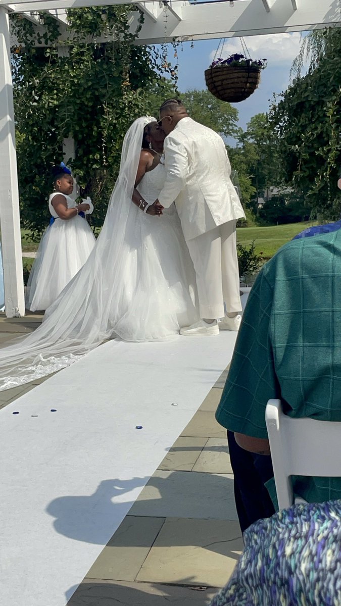 niyamilly's tweet photo. 🥹🥹🥹everything was so beautiful I can’t wait to get married https://t.co/437iJNPKwL