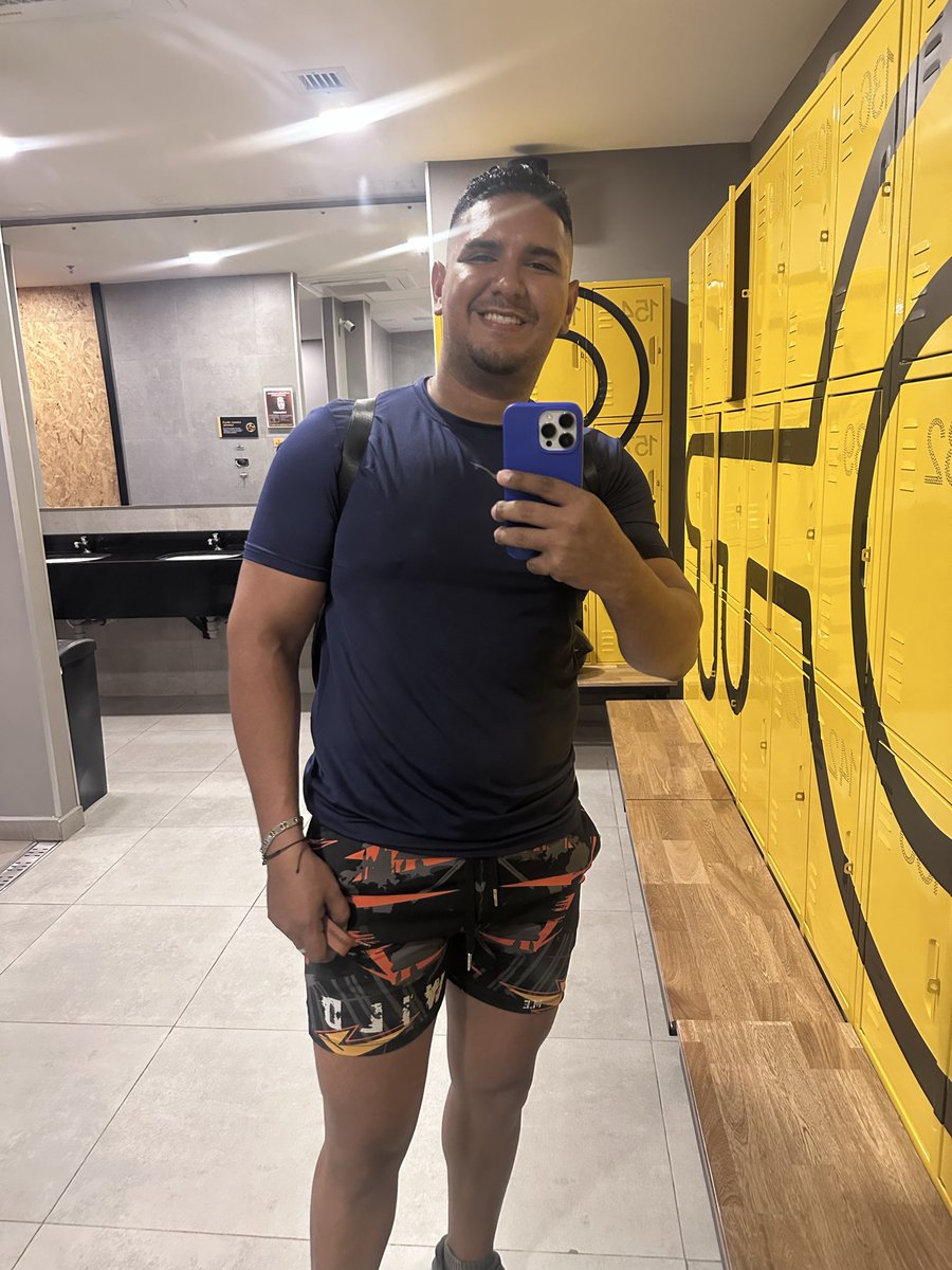 Andres_08mg's tweet photo. 💪🏾❤️ https://t.co/rmQ9DwkG3K