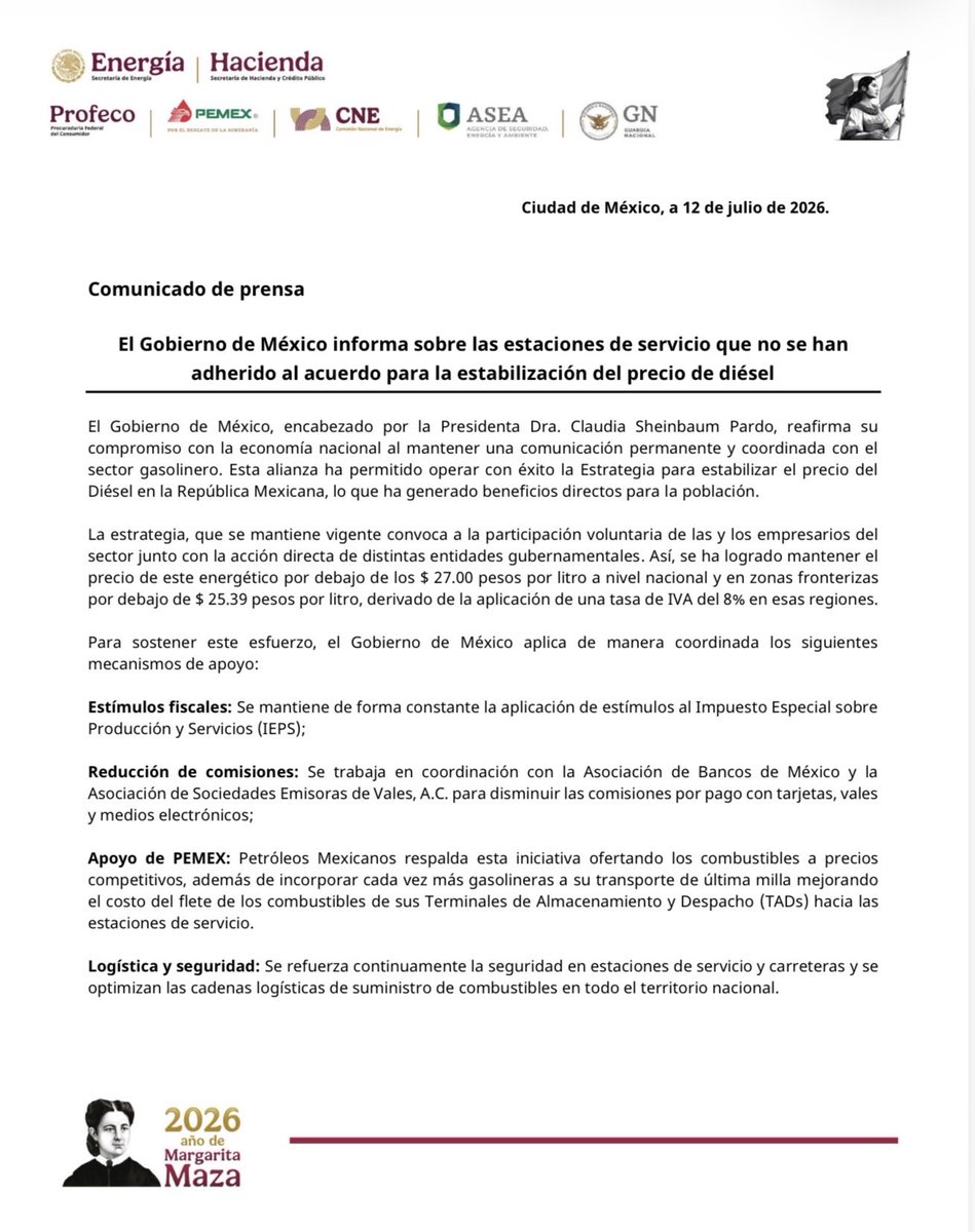 agencia_asea's tweet photo. 📌#Entérate: El Gobierno de México reafirma su compromiso con la economía nacional al mantener una comunicación permanente y coordinada con el sector gasolinero, que ha permitido operar con éxito la Estrategia para estabilizar el precio del Diésel en la República Mexicana, en beneficio de la población.

📰 #Boletín: https://t.co/gLm8Is7hzP