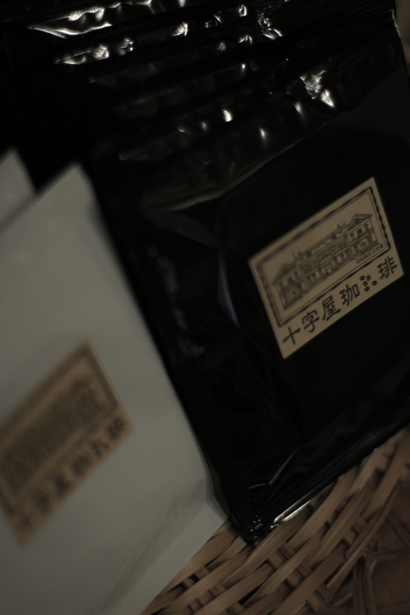 zeroro12's tweet photo. cafe https://t.co/8W0b62APqz