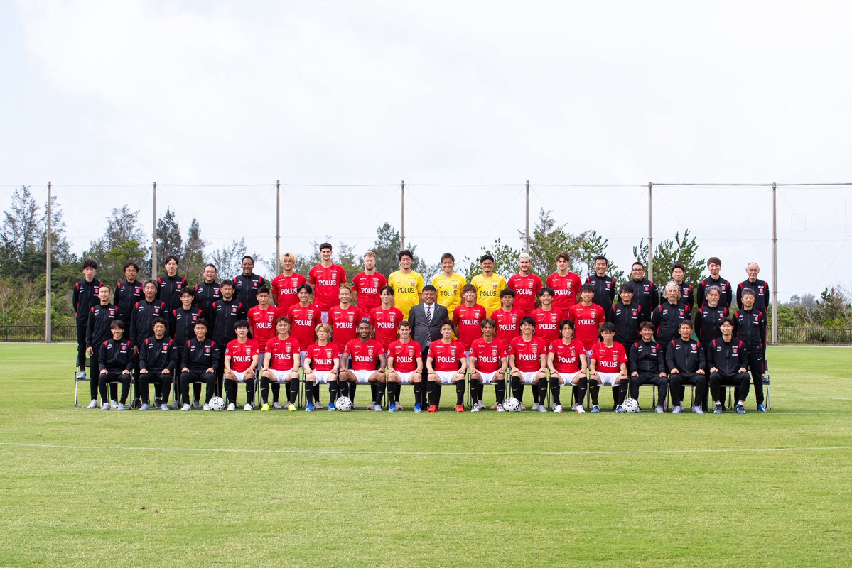 REDSOFFICIAL's tweet photo. 2026/27 Season Team Photo | 📷

#urawareds #浦和レッズ
#金武町 #沖縄
#トレーニングキャンプ #Juice https://t.co/psSQz5HbaT