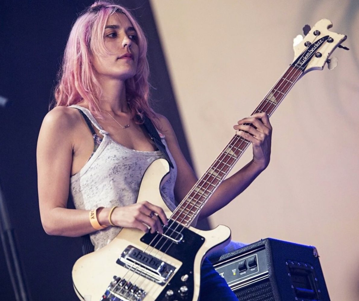 maynard_o's tweet photo. @Fender @_Warpaint ~ rite band, wrong person. You got the wrong person pictured. Warpaint's bass player, Jenny Lee, looks like this. And she plays Rickenbacker. https://t.co/v8Dx1emQWM