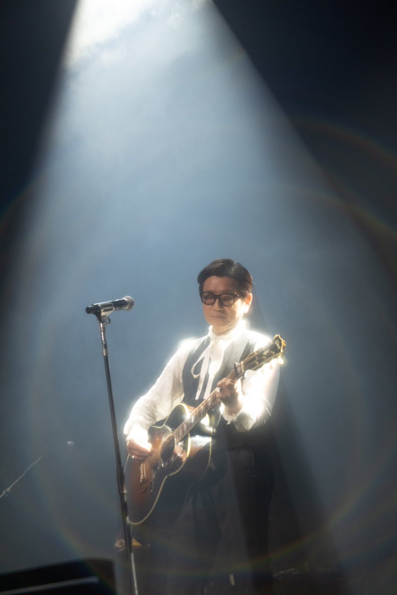 jtwocoltd's tweet photo. 【 藤井 フミヤ 】

47都道府県コンサートツアー 
2025-2026 FUTATABI
昨日12日の国際フォーラム公演にて走り切りました！
25年4月から67公演、約14万5千人のお客様、
お越しいただきありがとうございました。

＃藤井フミヤ
＃FUTATABI https://t.co/q1UqrcvCEd