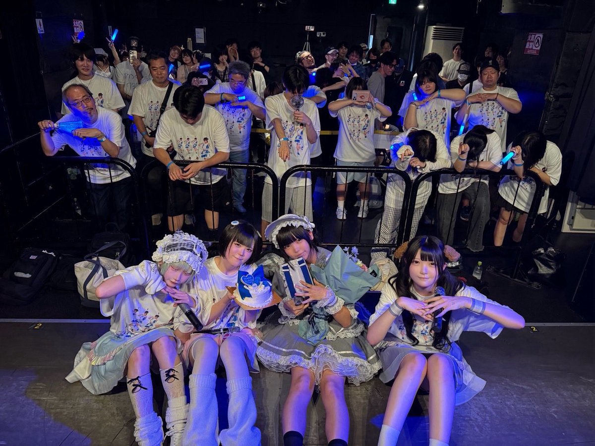 b1ackEnga9e's tweet photo. 💙七々みなみ生誕2026💙 https://t.co/TRSJO1DgNk