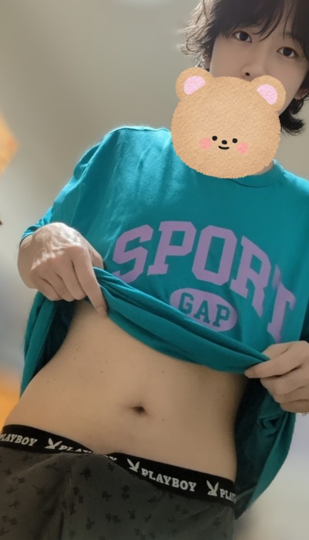 misamisa2200's tweet photo. 18歳
パンツ脱ぐとこいいねで送る！ https://t.co/nD94rpeqDk