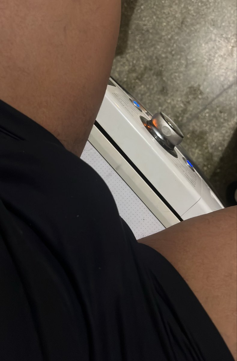 dot_vda's tweet photo. Esperando a roupa lavar 😅 https://t.co/WWBqVAu0jL