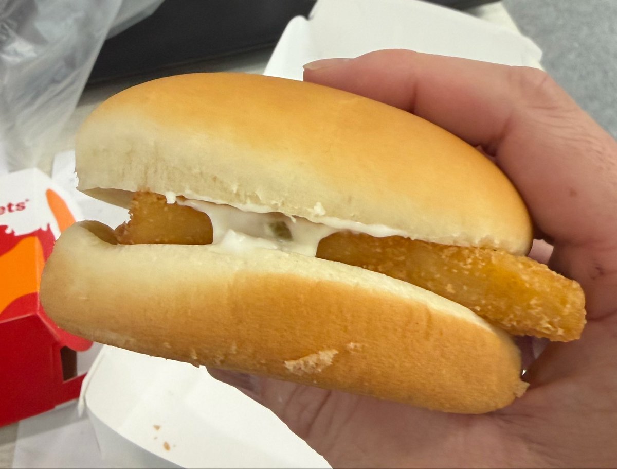sjrs286's tweet photo. みんな、魚食べてる？🐟

俺は食べてる💪 https://t.co/N2SYejTXkI