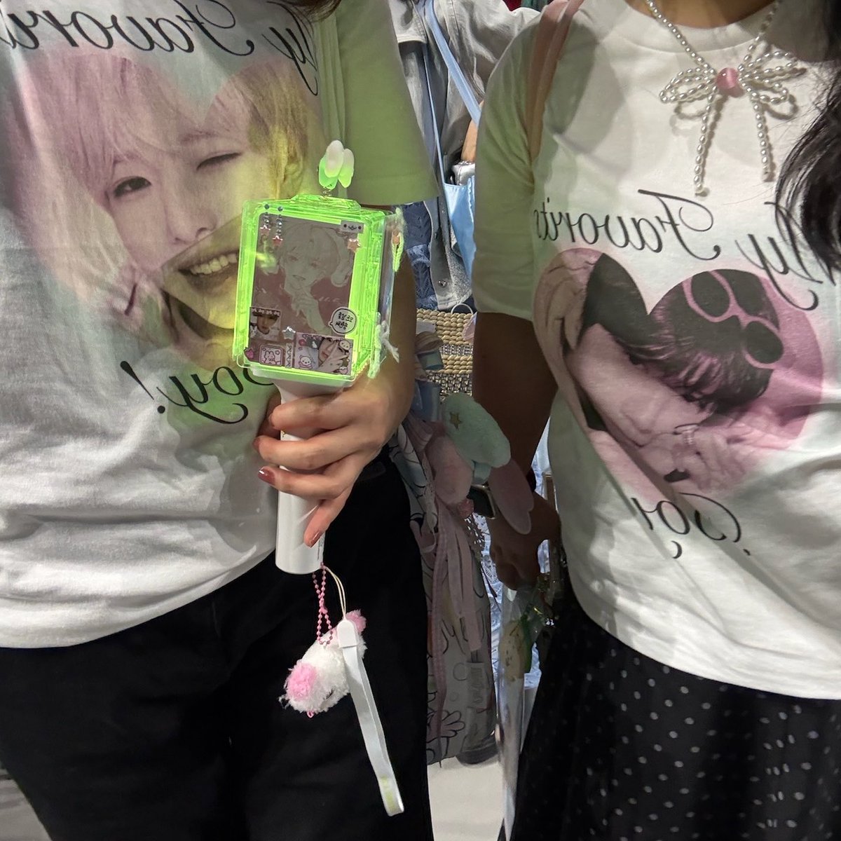letitall_go_'s tweet photo. 日常ツイート♩♩楽しかったー😻
せっかくのペンミだからそれぞれ推しのTシャツ作ったり新大久保でお名前シール作ったりなどした( ⸝⸝ ᴖ.ᴖ ⸝⸝ )  wishだーいすき https://t.co/66r5i0PIz4