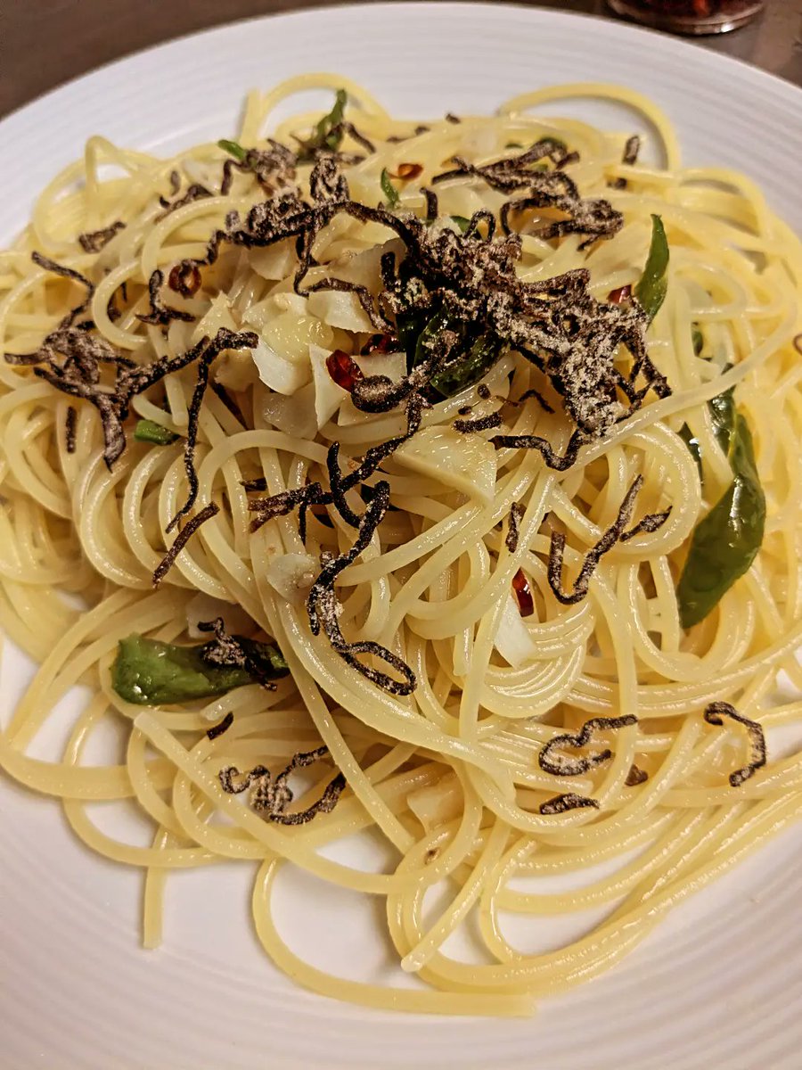 tapastyle's tweet photo. 【重要なお知らせ有り】

今週は7/16（木）が21時よりご予約で少しバタバタしそうで、それ以外は少人数ご予約がチラホラいただいてますが、制限等は無く通常営業

来週の20日（月）の祝日はご予約が入れば営業、なければお休み予定です。

↓ https://t.co/8lE10r881e