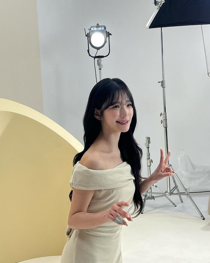 jieheonb's tweet photo. 𝘏𝘢𝘷𝘦 𝘢 𝘯𝘪𝘤𝘦 𝘥𝘢𝘺! 🌸 https://t.co/vbMGU0FV7J