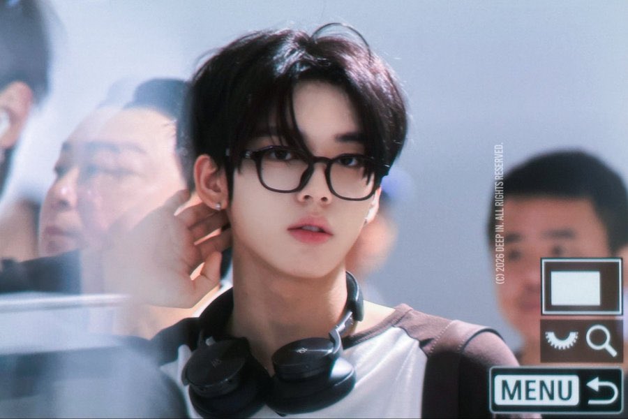 07hanpics's tweet photo. HAN YUJIN HAVE YOU TURNED BACK INTO A HIGH SCHOOL STUDENT AGAIN? https://t.co/7aELNT0Vsp