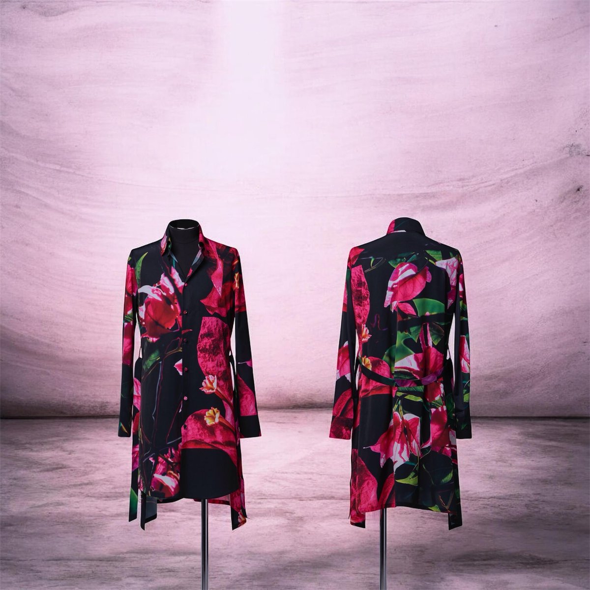DETRUIRE5923's tweet photo. THE ONENESS 
残り僅かに

Bougainvillaea FlareShirt
https://t.co/7zPubnxguA

Bougainvillaea SharringCuffesFlareShirt
https://t.co/F7Z5PKRmHY

プリントのモチーフはSUGIZOが最も好む
平和の象徴の花ブーゲンビリア。

@THE_ONENESS_JP 
@SUGIZOofficial 
#THEONENESS #SUGIZO #DETRUIRE https://t.co/3rF0KLLo9o