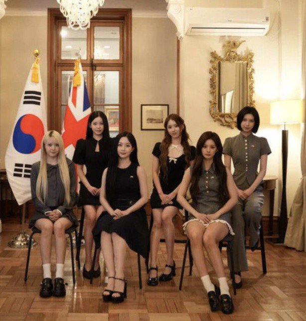 nmixxpics_'s tweet photo. NMIXX will be attending a special UK-Korea reception hosted by the British Embassy during UK Princess Anne's visit to South Korea!

They are participating in this prestigious event because they were recently appointed as the official ambassadors for the British Embassy's "Girls' Empowerment" campaign! Princess Anne is visiting for three days starting July 13, and the girls will be at the reception alongside key leaders from politics, economics, education, and the media.

https://t.co/t00Cu2HSmK