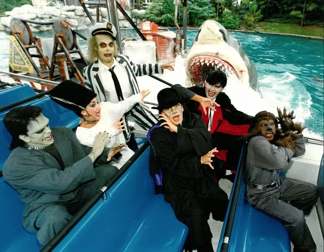 jaimee_rowan's tweet photo. 90's Universal Studios Florida press photos // the monsters are in our DNA https://t.co/KOKyEwi6bW