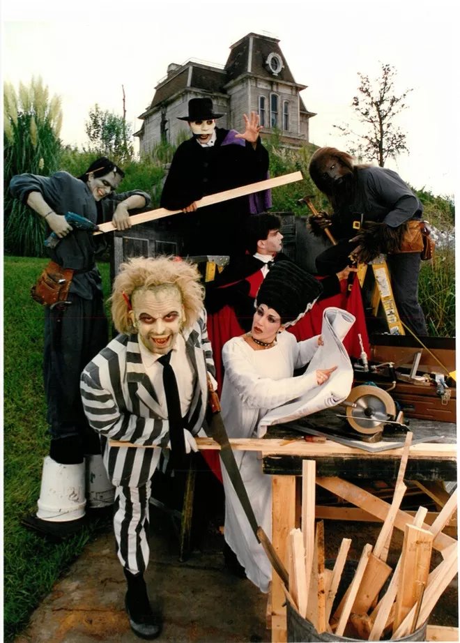 jaimee_rowan's tweet photo. 90's Universal Studios Florida press photos // the monsters are in our DNA https://t.co/KOKyEwi6bW
