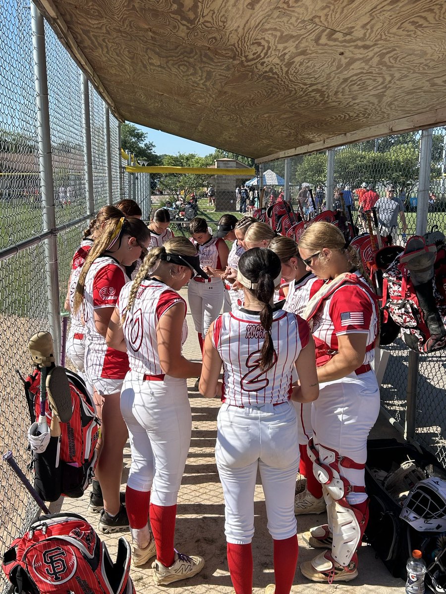 Zoeybathke_10's tweet photo. Had an AMAZING time at SD youth softball state tournament this weekend! With a rough day 1, we battled through days 2-3 and came out with a championship🥳 a great weekend glorifying the lord and playing ball!
@MMULancersSB @AshlynEnglehorn @SBRRetweets @gatorjack72 @LL7NV https://t.co/x6LLTwnrf8