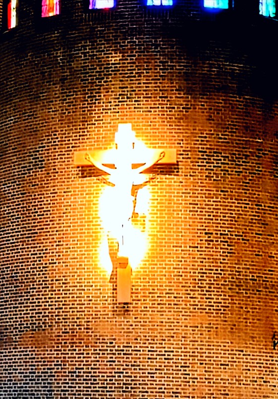visionmandala's tweet photo. #jesus #cross #perfecttiming https://t.co/4guJ4jK1FH